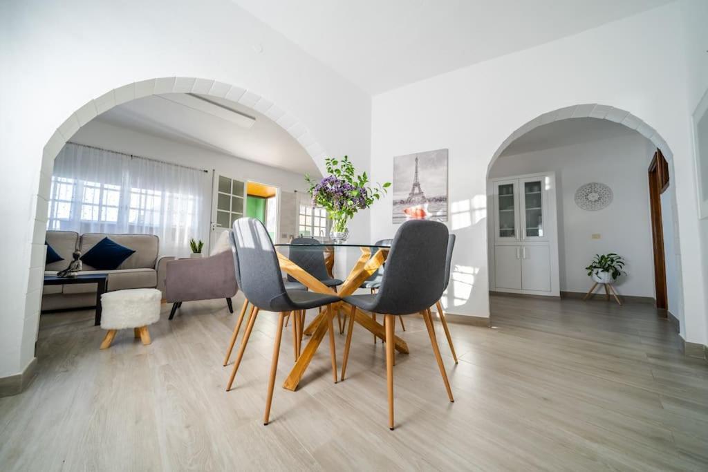 Vivienda Vacacional Efriland Фронтера Екстериор снимка
